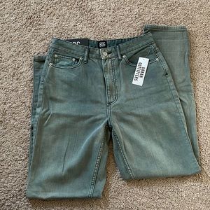 BDG Mom High Rise Jeans